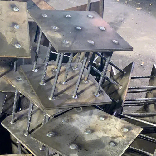 在确定临夏预埋件位置时，需要考虑以下几点